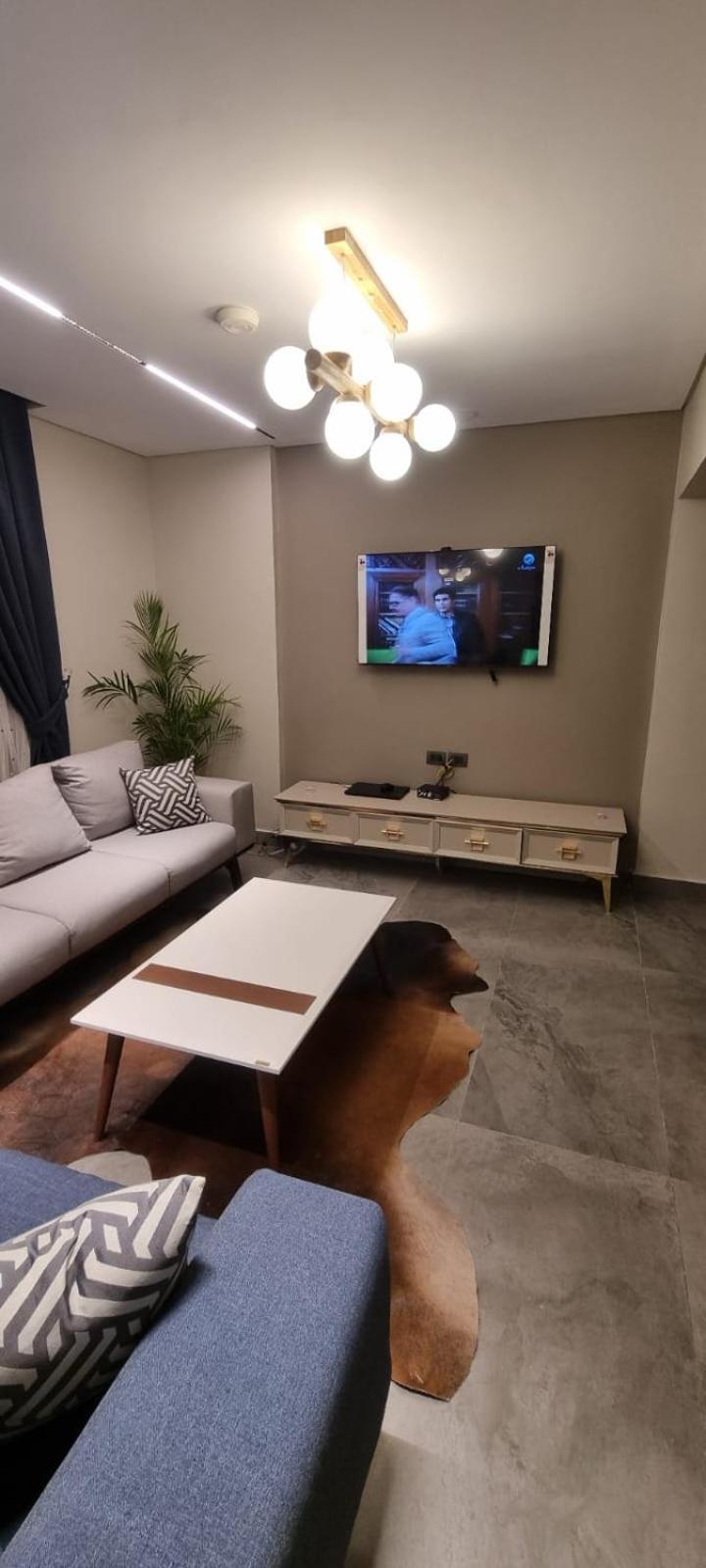 Luxury Apartment El Mohandessen Каїр Екстер'єр фото