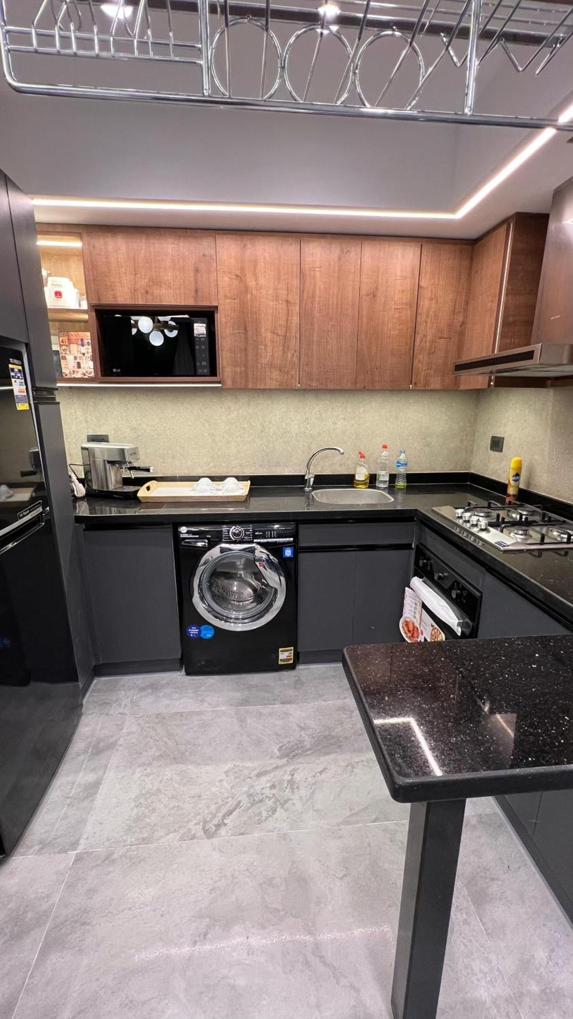 Luxury Apartment El Mohandessen Каїр Екстер'єр фото